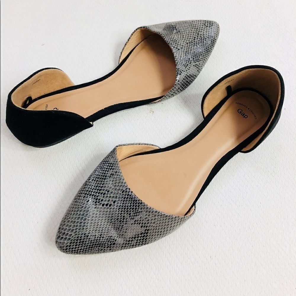 🌹Gap Womans Shoes Flats 8 Snake Print